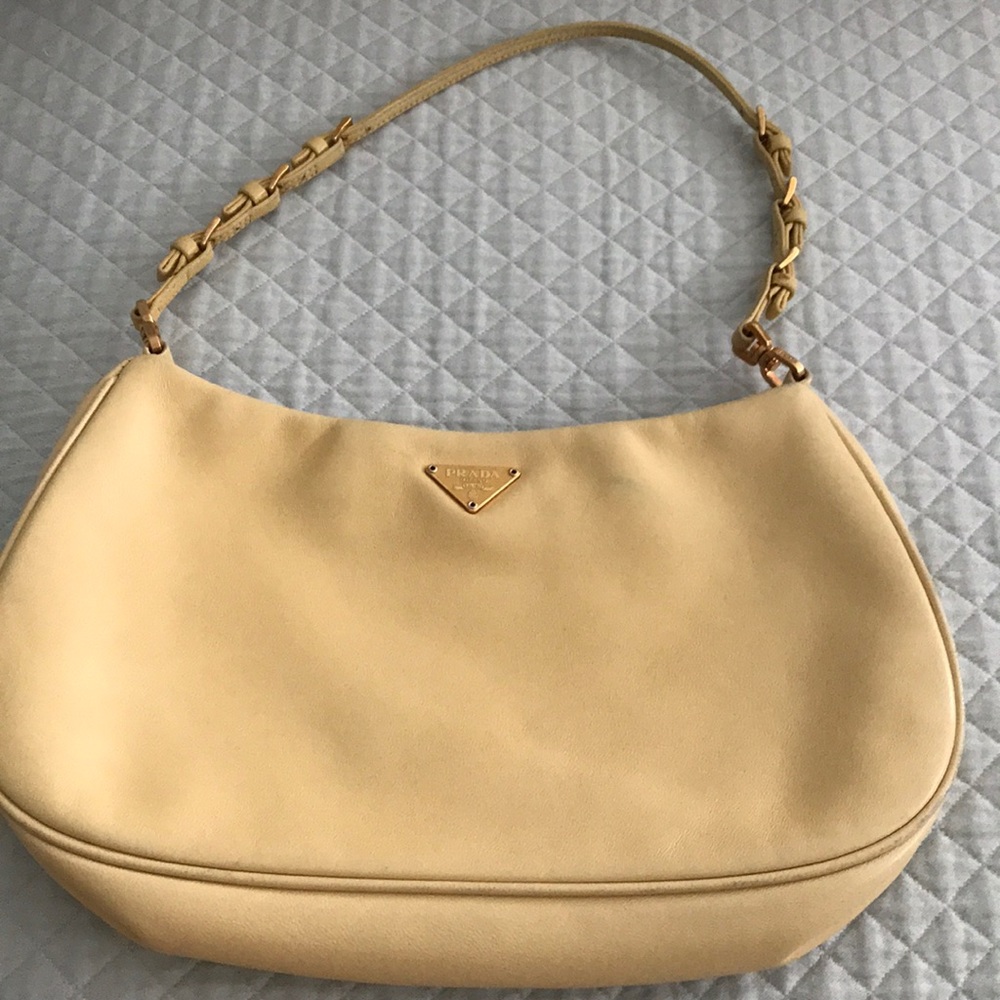 Tan Prada handbag in excellent condition